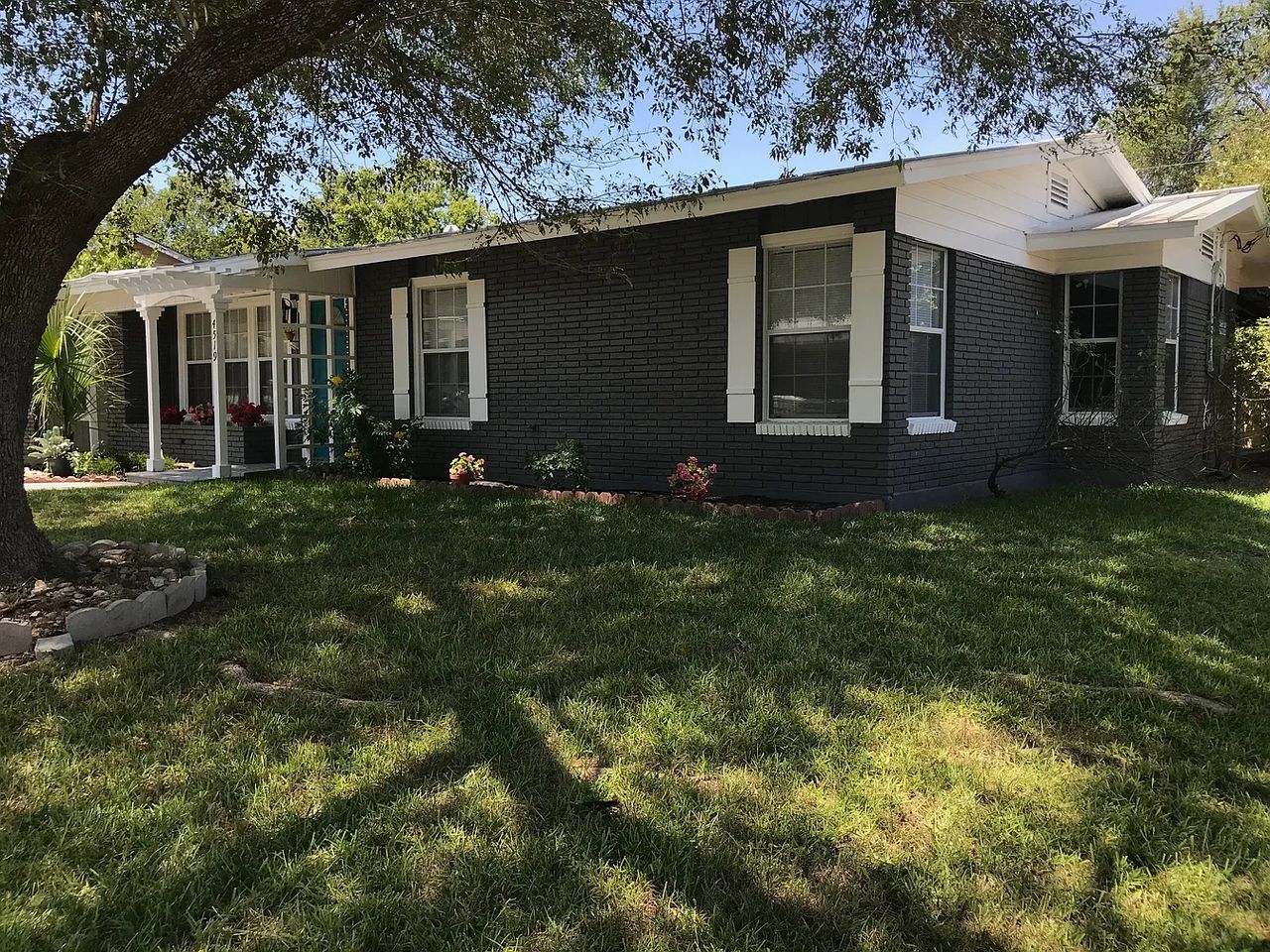 Modern Home Exterior